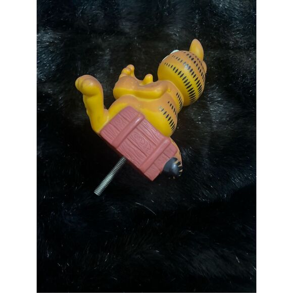 Garfield Scratching Post 100% Pure Garfield Official Scratching Post Cat Toy - Picture 4 of 5